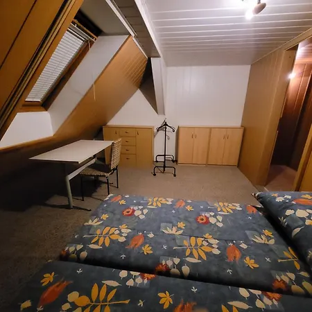 Apartment Monteurzimmer Roederland - Guenstig Fuer Langzeitaufenthalte *