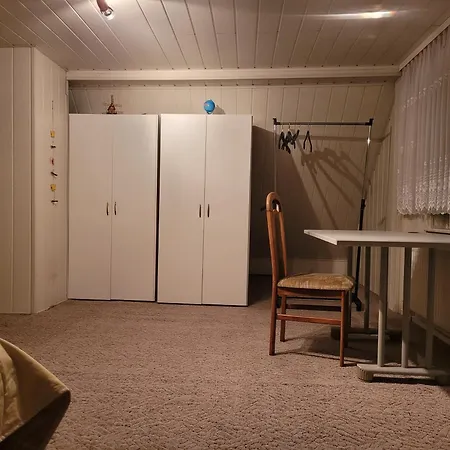 Apartment Monteurzimmer Roederland - Guenstig Fuer Langzeitaufenthalte