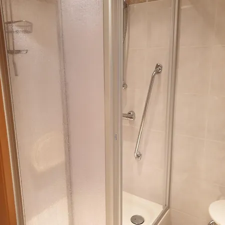 Monteurzimmer Roederland - Guenstig Fuer Langzeitaufenthalte Apartment Prossen
